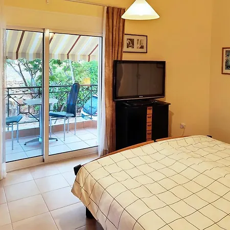 Basile 1 Villa *